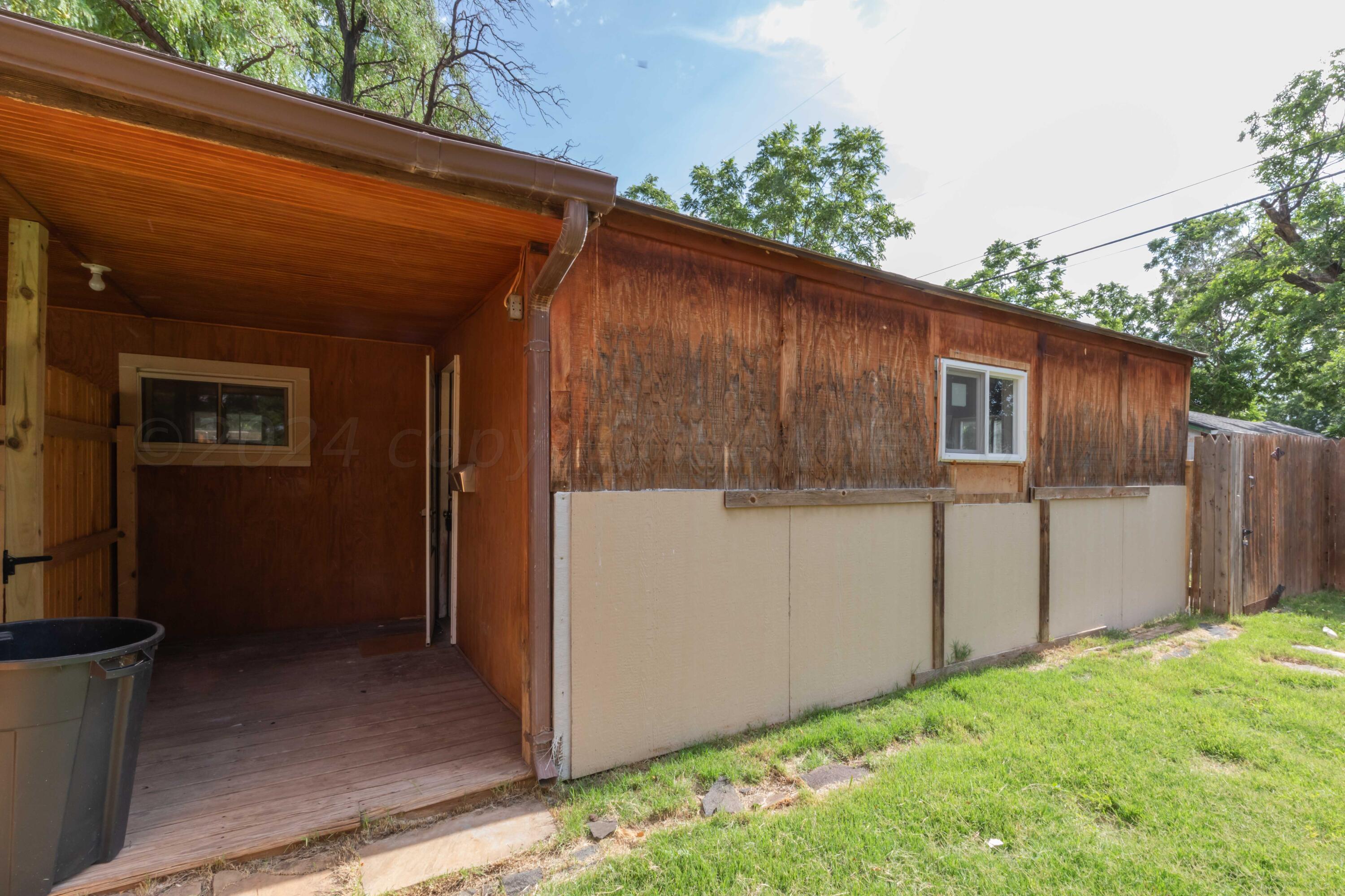 1613 South Travis Street Amarillo, TX 79102 - Photo 38 of 49 a view of a backyard