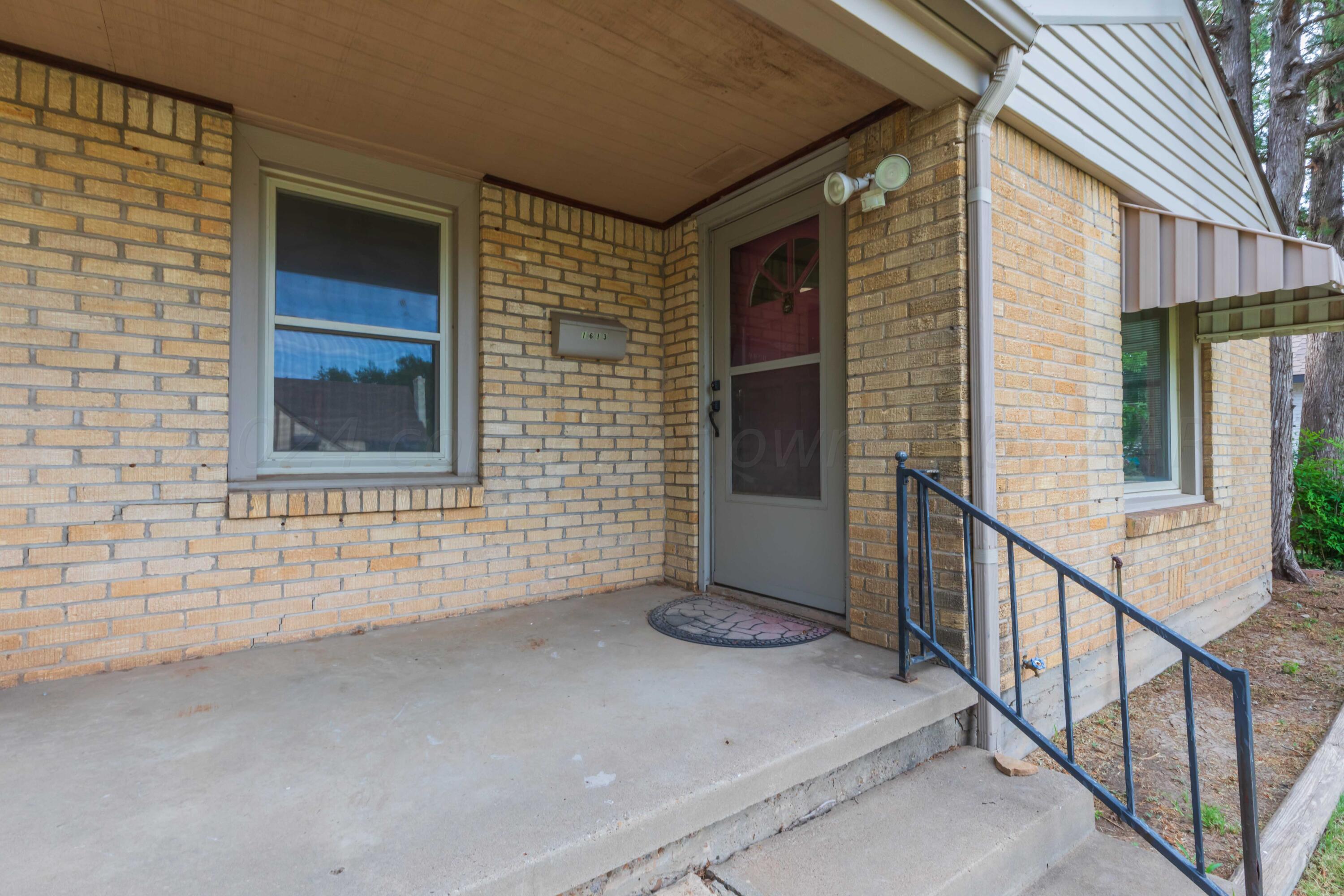 1613 South Travis Street Amarillo, TX 79102 - Photo 4 of 49