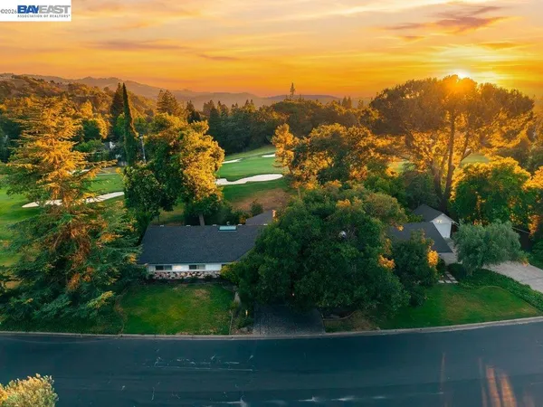 $2,198,000 | 3180 Roundhill Road, Alamo, CA 94507