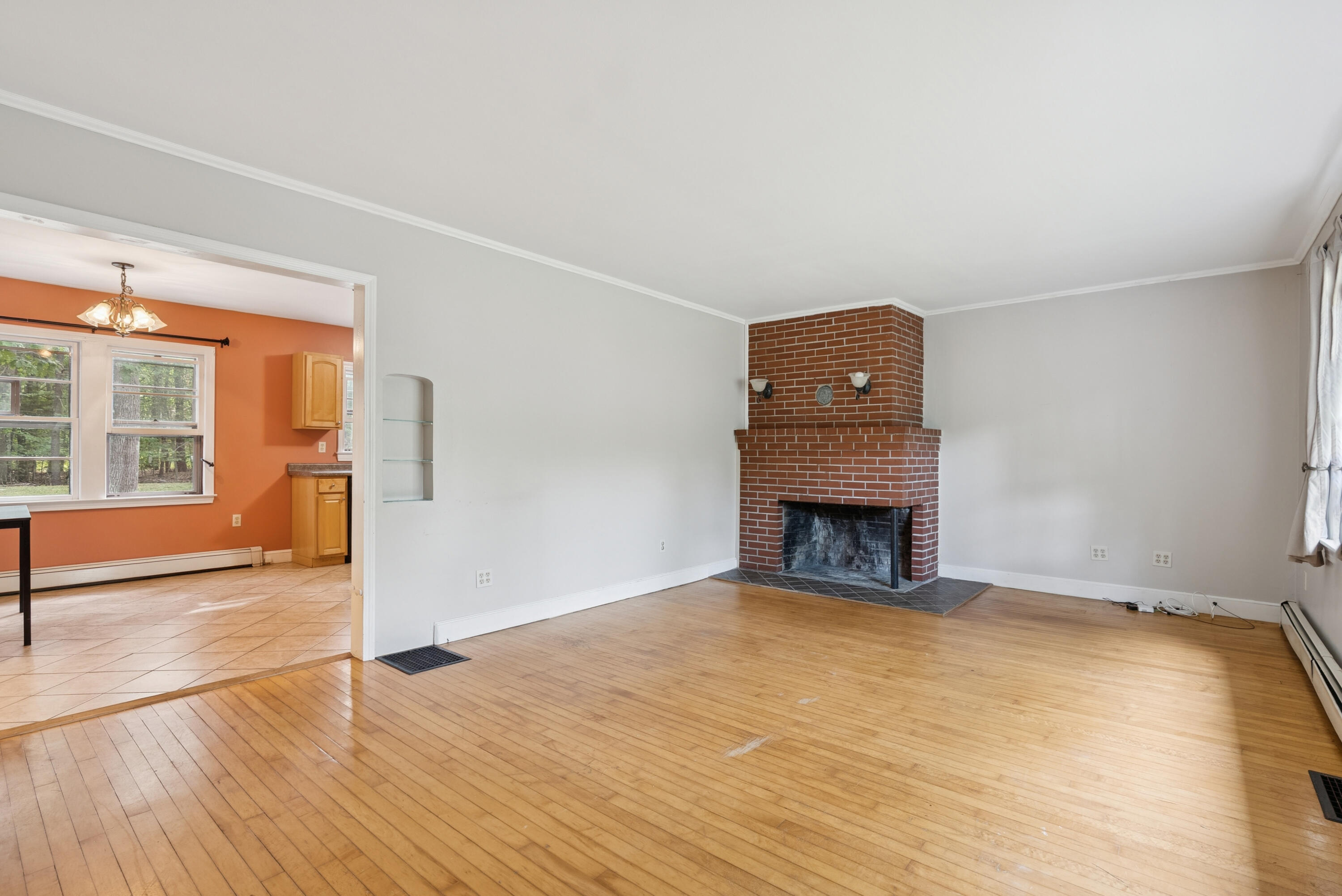 87 Mast Road Westbrook, ME 04092 - Photo 8 of 41 DSC02852