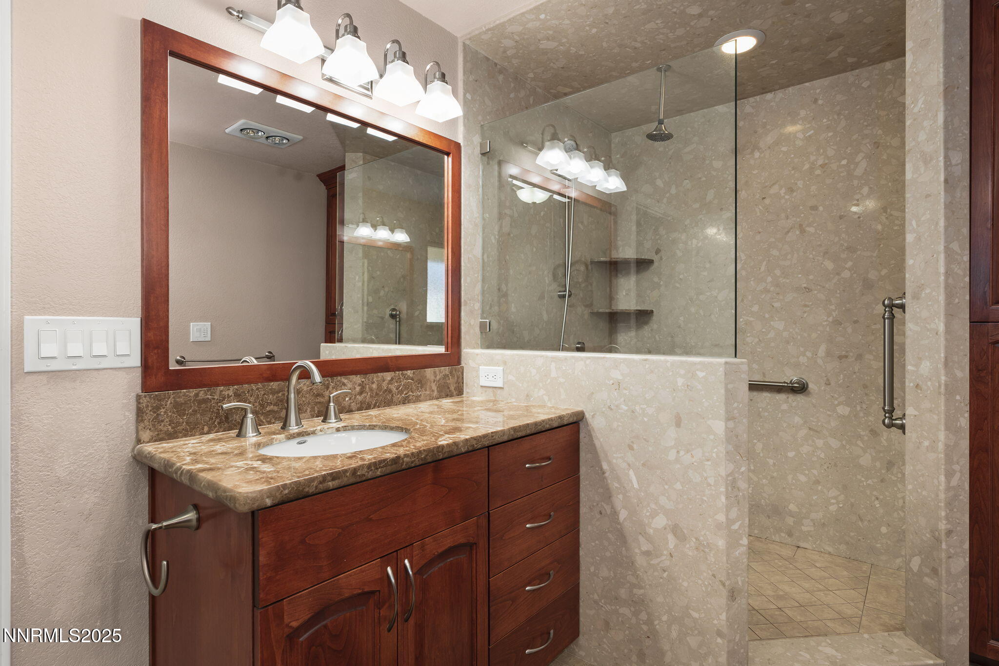 14490 Rancheros Drive Reno, NV 89521 - Photo 16 of 40 16-web-or-mls-_DSC9827