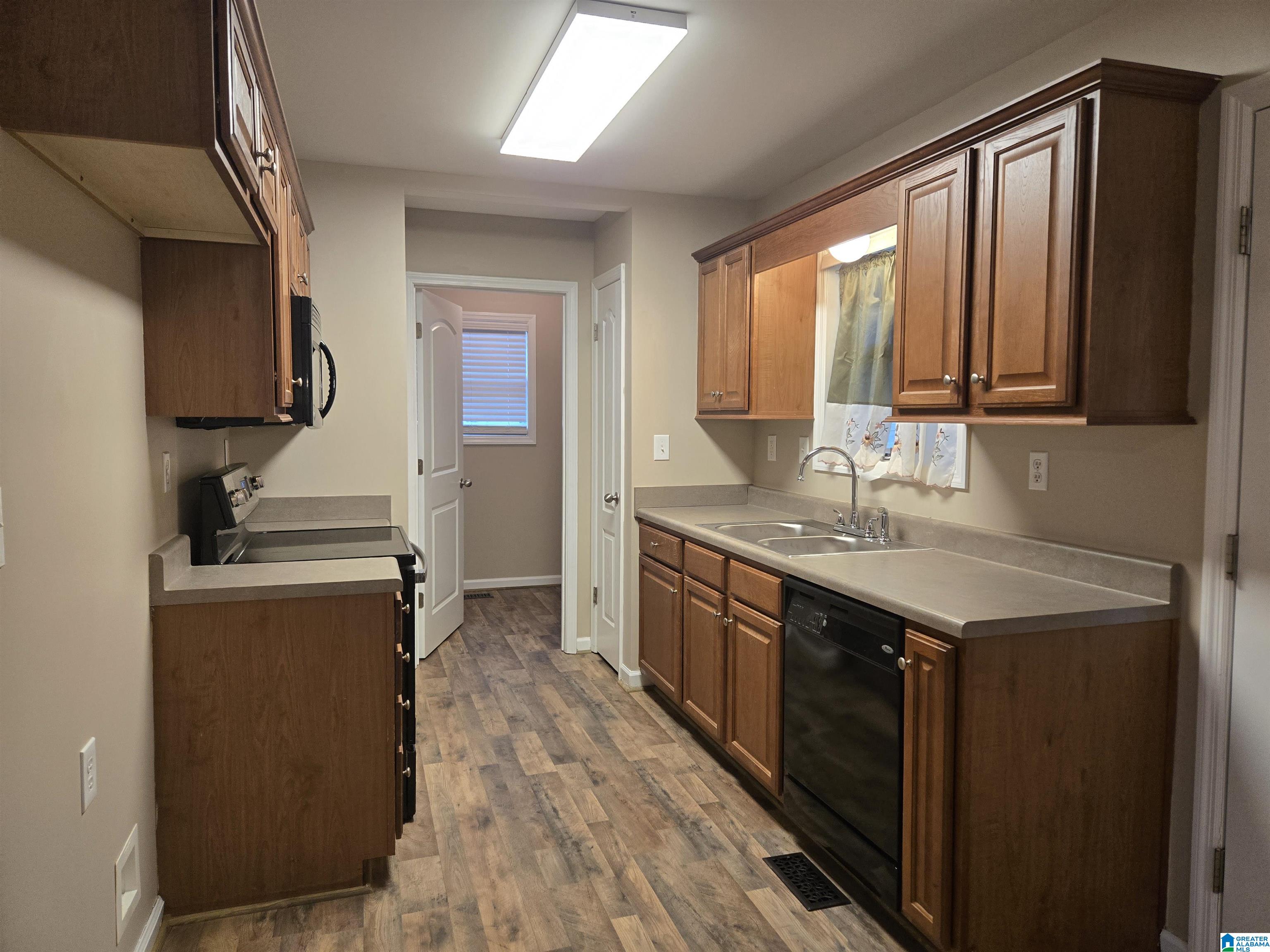729 Deans Ferry Road Hayden, AL 35079 - Photo 6 of 21