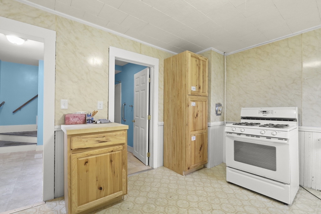 7 Aucoot Road Mattapoisett, MA 02739 - Photo 17 of 34