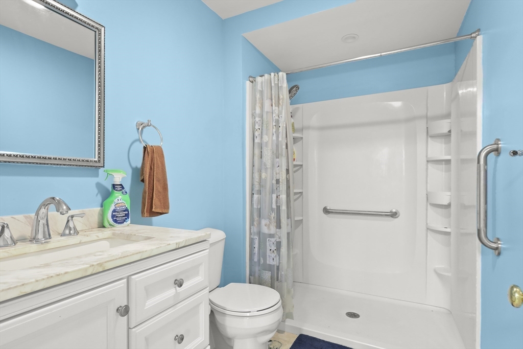 7 Aucoot Road Mattapoisett, MA 02739 - Photo 22 of 34