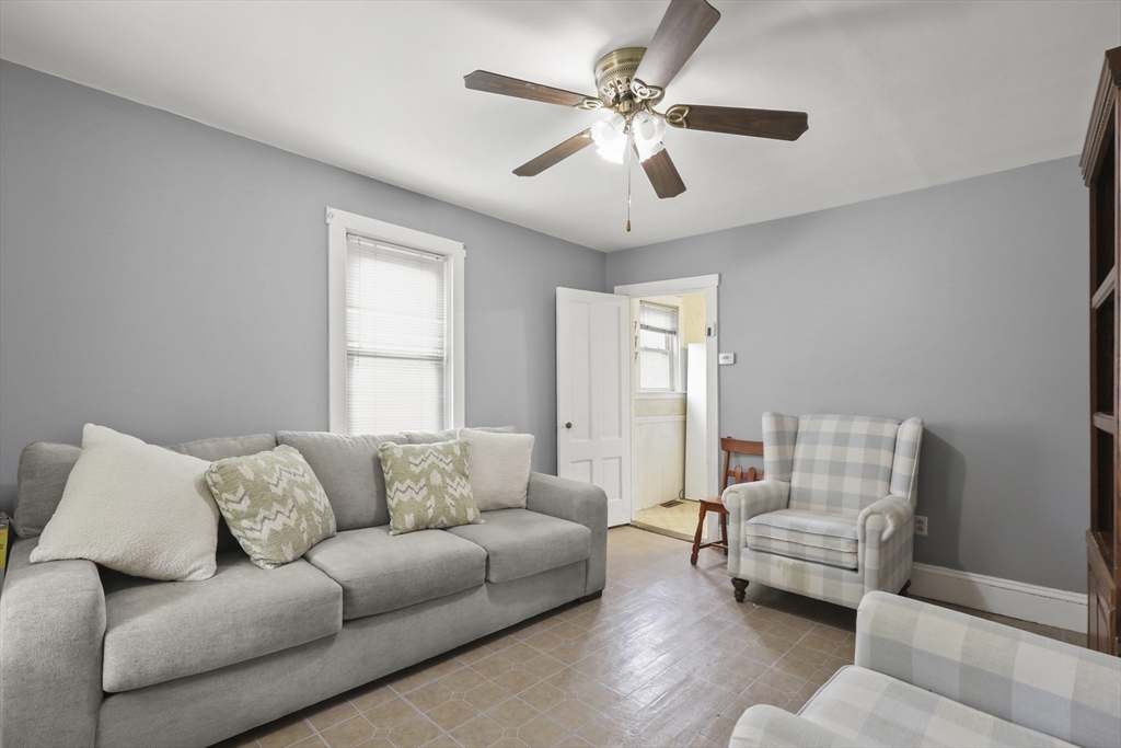 7 Aucoot Road Mattapoisett, MA 02739 - Photo 9 of 34