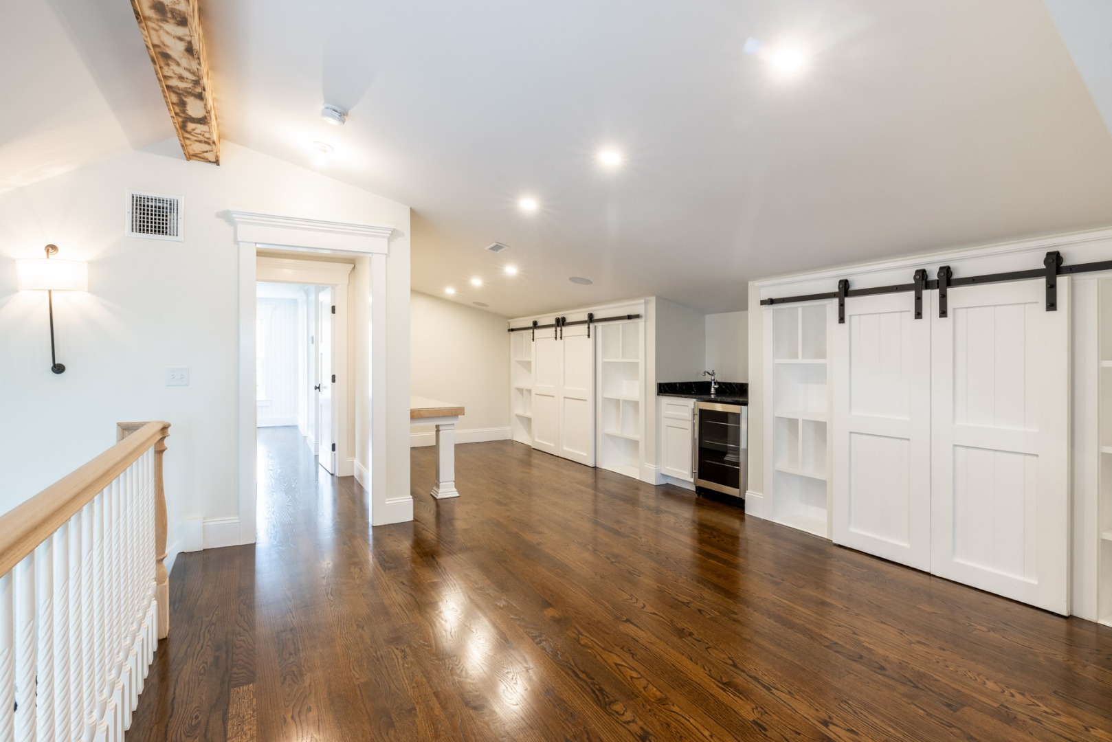 183 Upper Main Street Edgartown, MA 02539 - Photo 20 of 33 a view of empty room with wooden floor