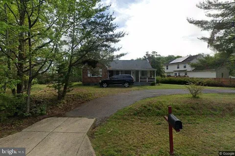 $399,000 | 12814 Peace Drive, Fort Washington, MD 20744
