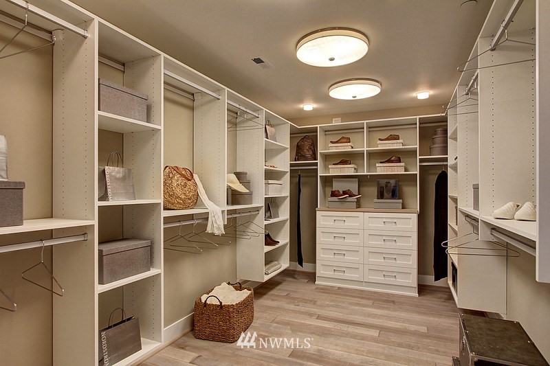 9321 Northeast 173rd Street Bothell, WA 98011 - Photo 13 of 22 Gallery Image 13