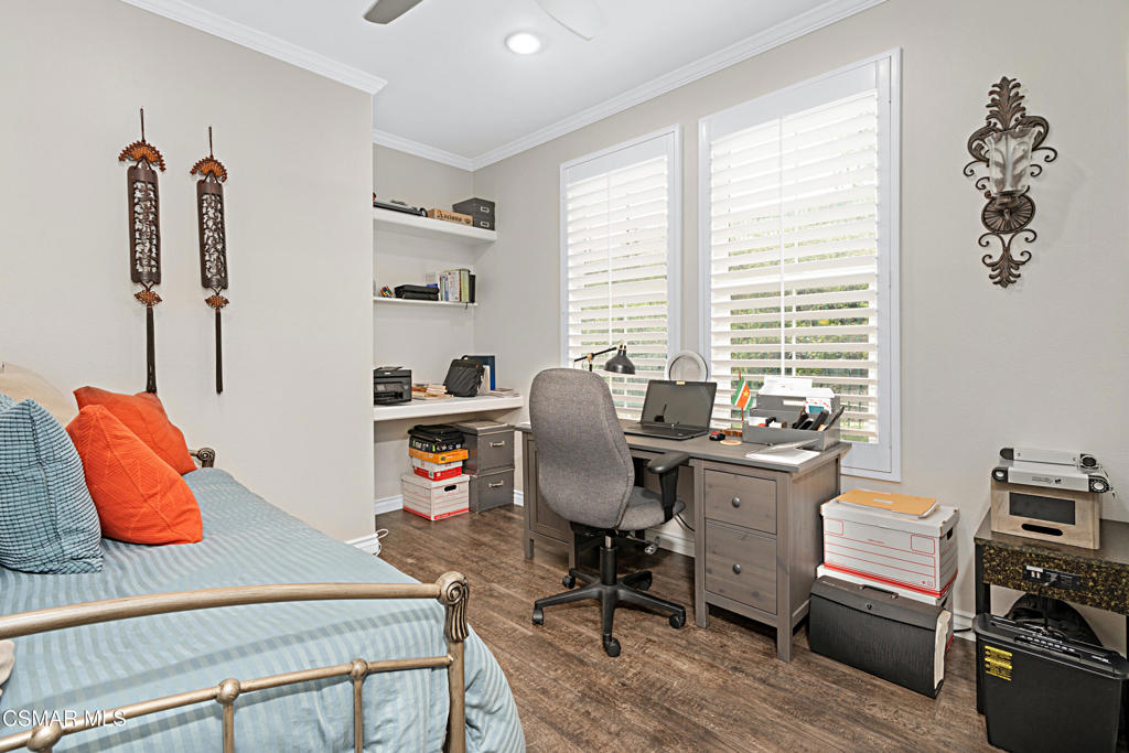 545 Lorabel Way, Unit D Simi Valley, CA 93065 - Photo 20 of 36