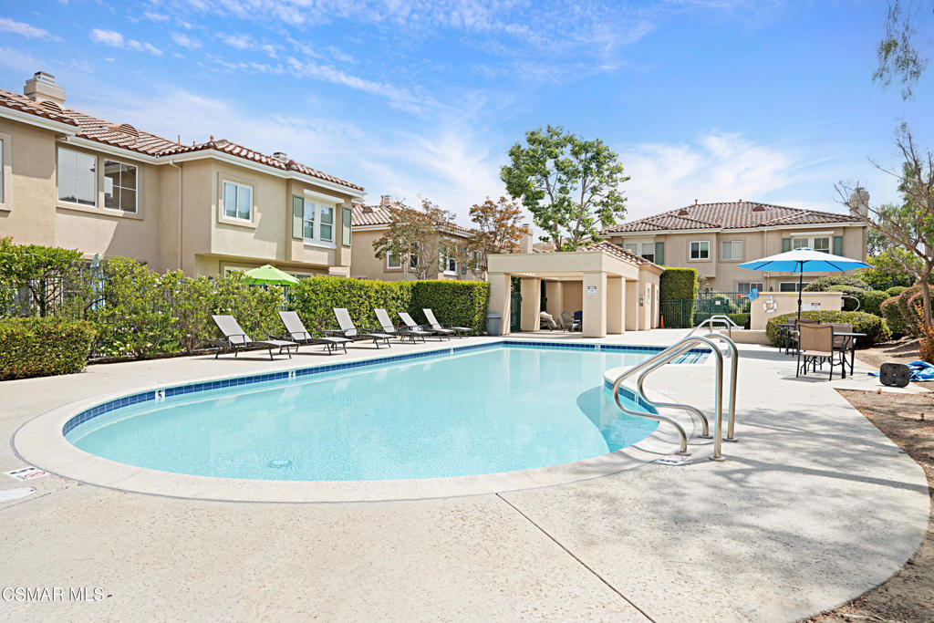 545 Lorabel Way, Unit D Simi Valley, CA 93065 - Photo 36 of 36