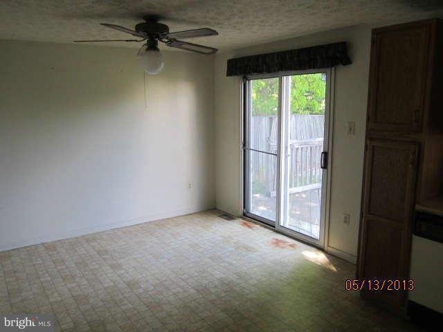 9847 Winands Road Randallstown, MD 21133 - Photo 5 of 18 Interior (General)