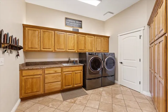 $1,100,000 | 7105 South Saddle Ridge Road, Spokane Valley, WA 99016