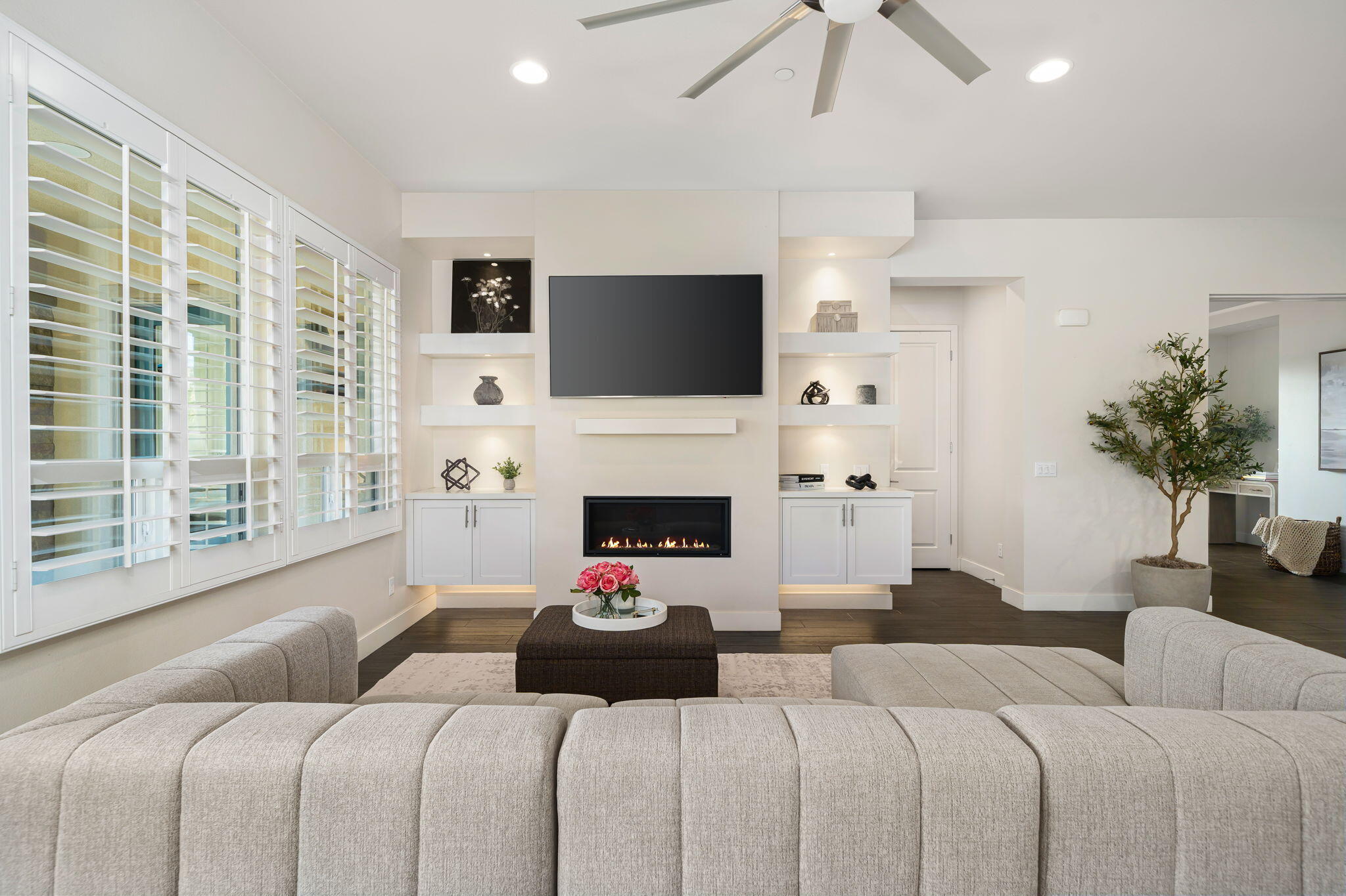 74425 Zeppelin Drive Palm Desert, CA 92211 - Photo 31 of 107 31-web-or-mls-GTZepplin_OPMG_0625_046