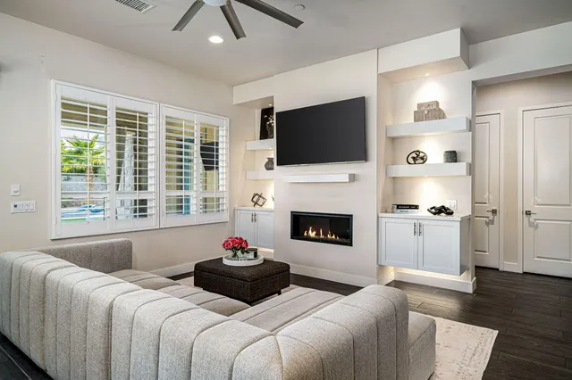 $6,000 | 74425 Zeppelin Drive, Palm Desert, CA 92211