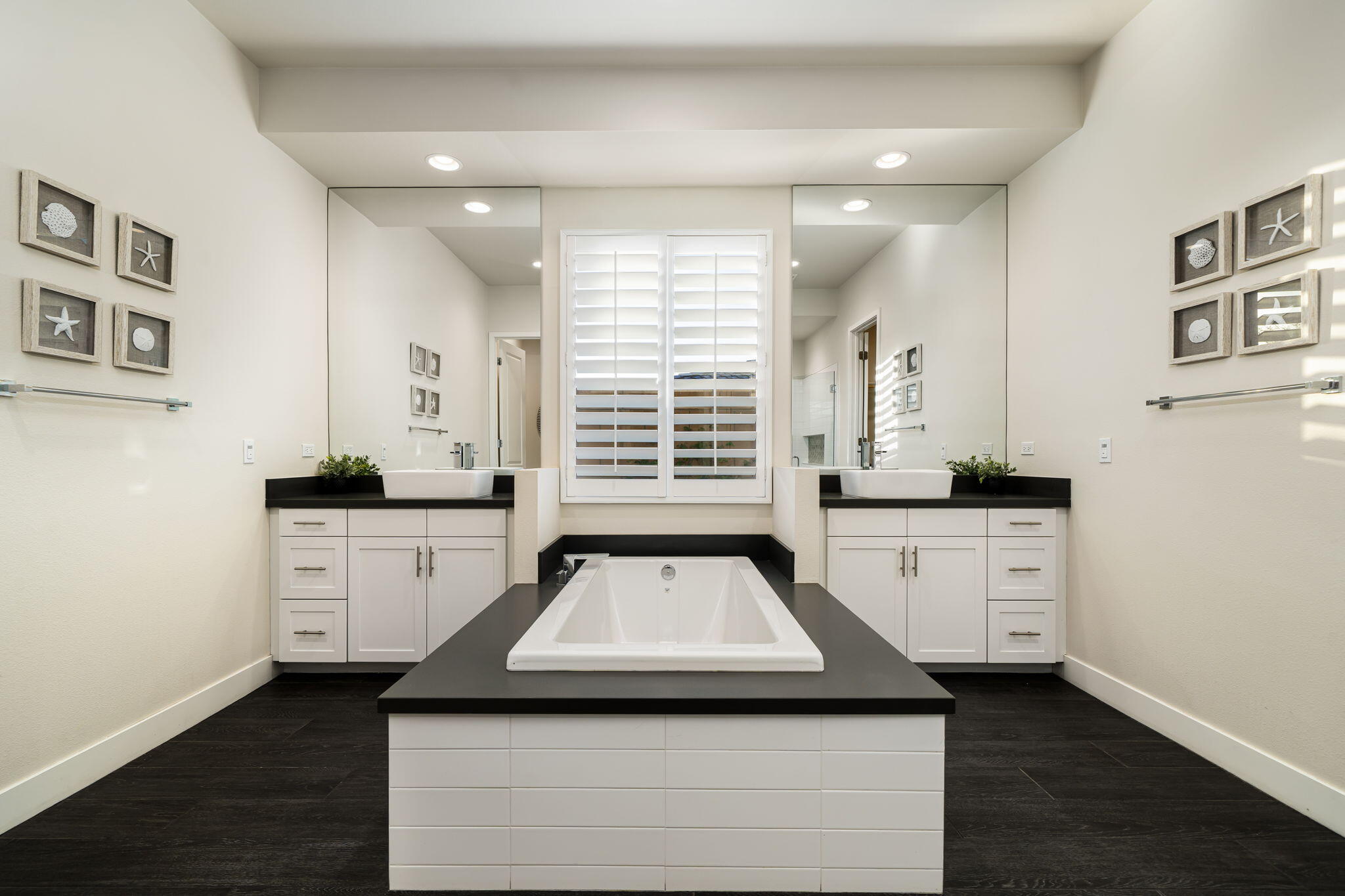 74425 Zeppelin Drive Palm Desert, CA 92211 - Photo 38 of 107 38-web-or-mls-GTZepplin_OPMG_0625_053