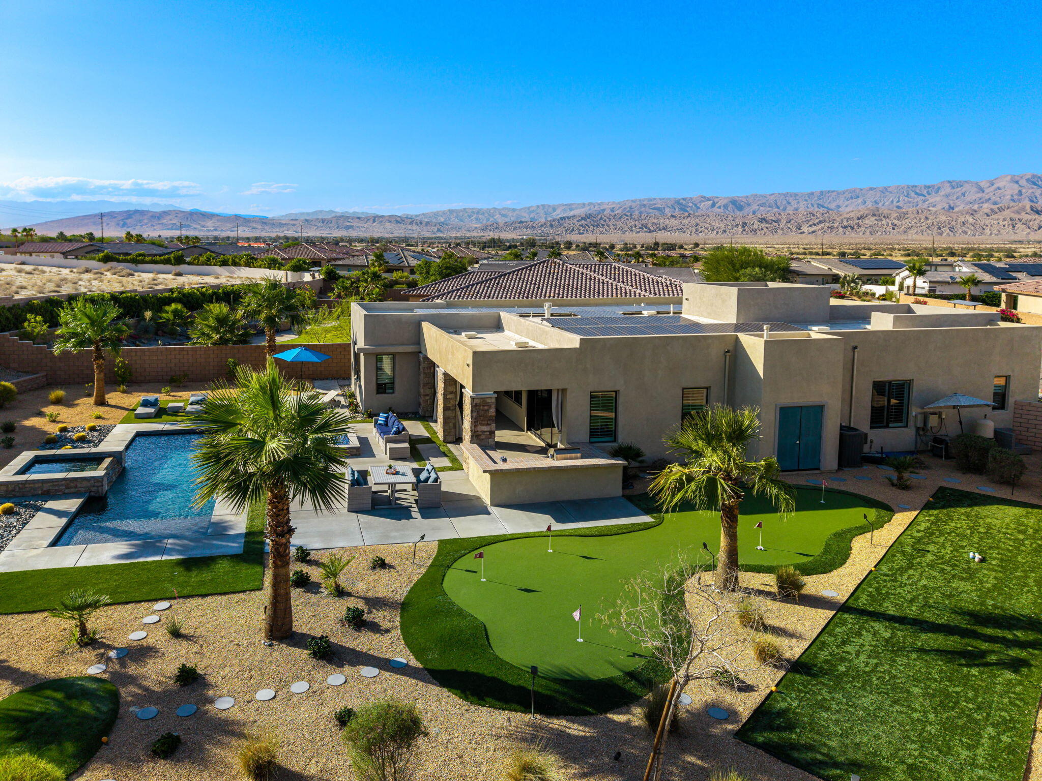 74425 Zeppelin Drive Palm Desert, CA 92211 - Photo 51 of 107 51-web-or-mls-GTZepplin_OPMG_0625_008