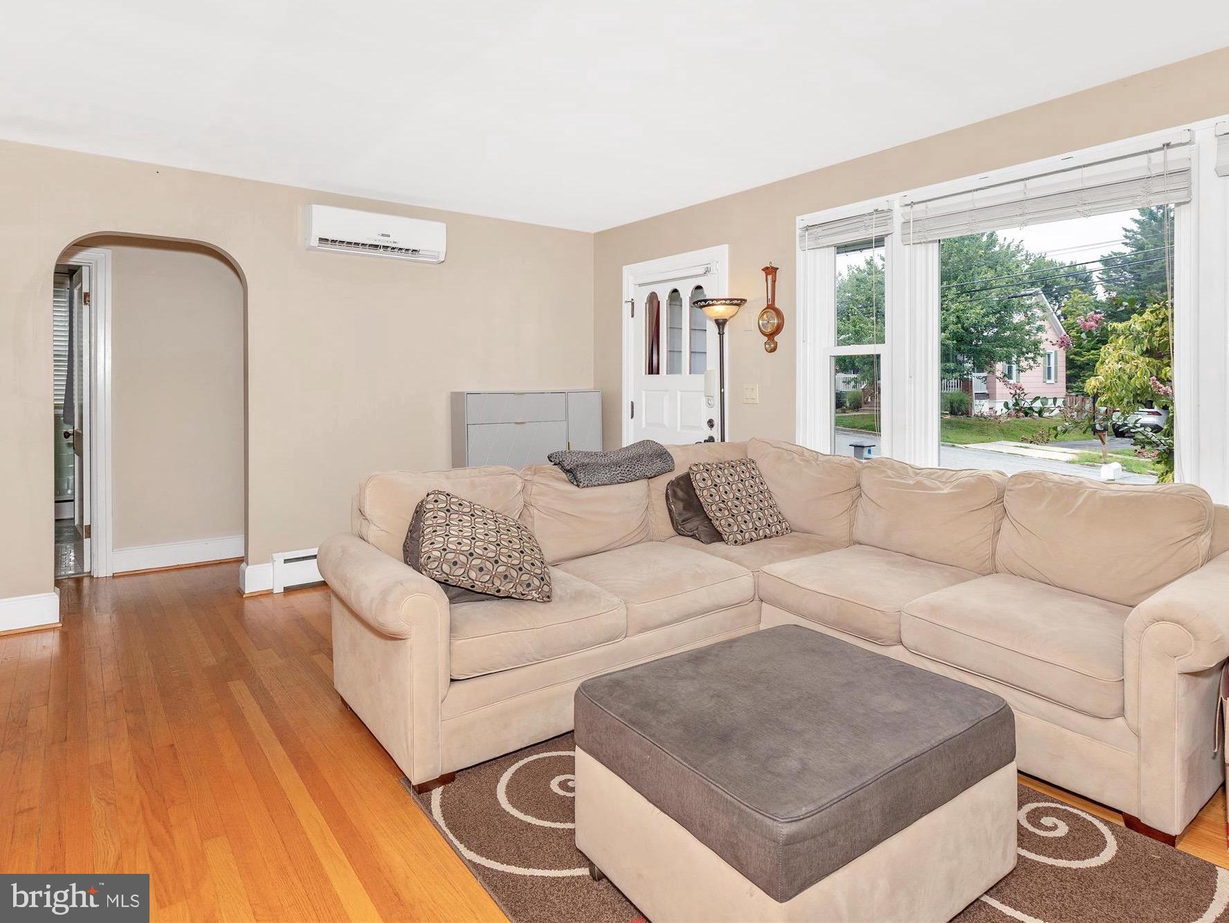 902 Chestnut Street Frederick, MD 21703 - Photo 6 of 32 8W9A4844