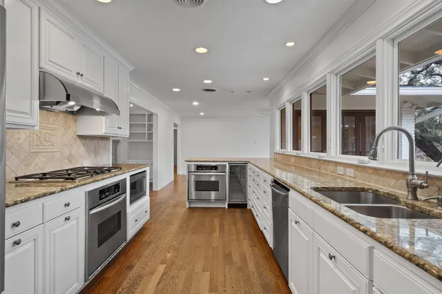 $6,975 | 2711 Mountain Laurel Drive, Austin, TX 78703