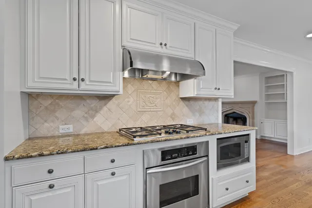 $6,975 | 2711 Mountain Laurel Drive, Austin, TX 78703