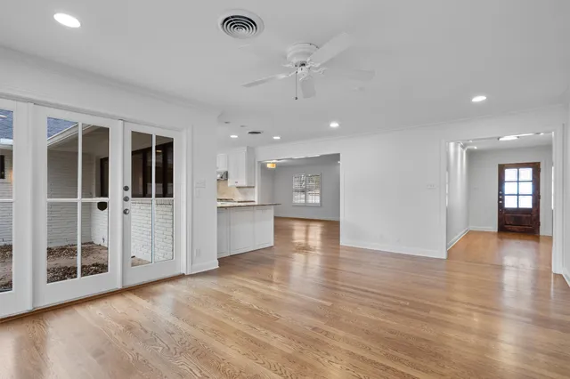 $6,975 | 2711 Mountain Laurel Drive, Austin, TX 78703