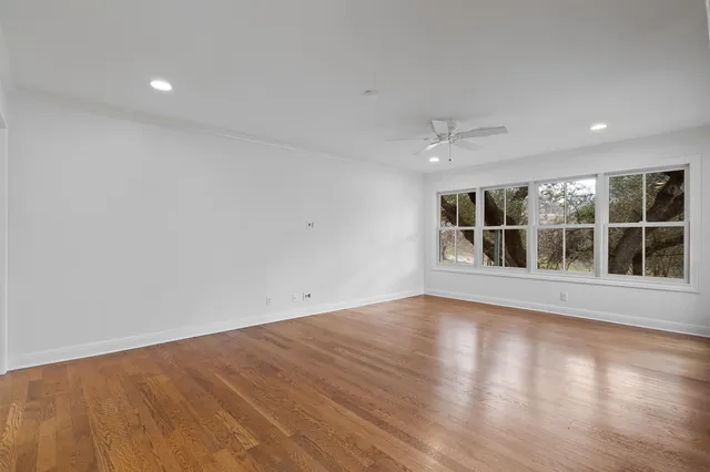 $6,975 | 2711 Mountain Laurel Drive, Austin, TX 78703