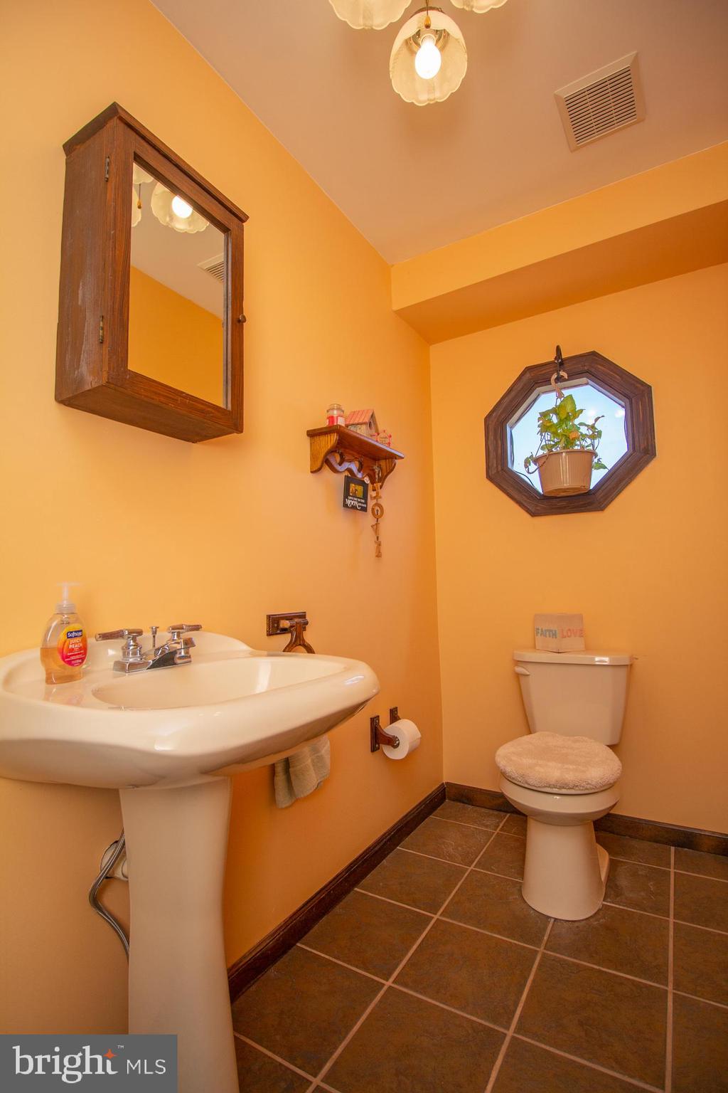 5390 North Branch Road Pipersville, PA 18947 - Photo 18 of 47 Gallery Image 18