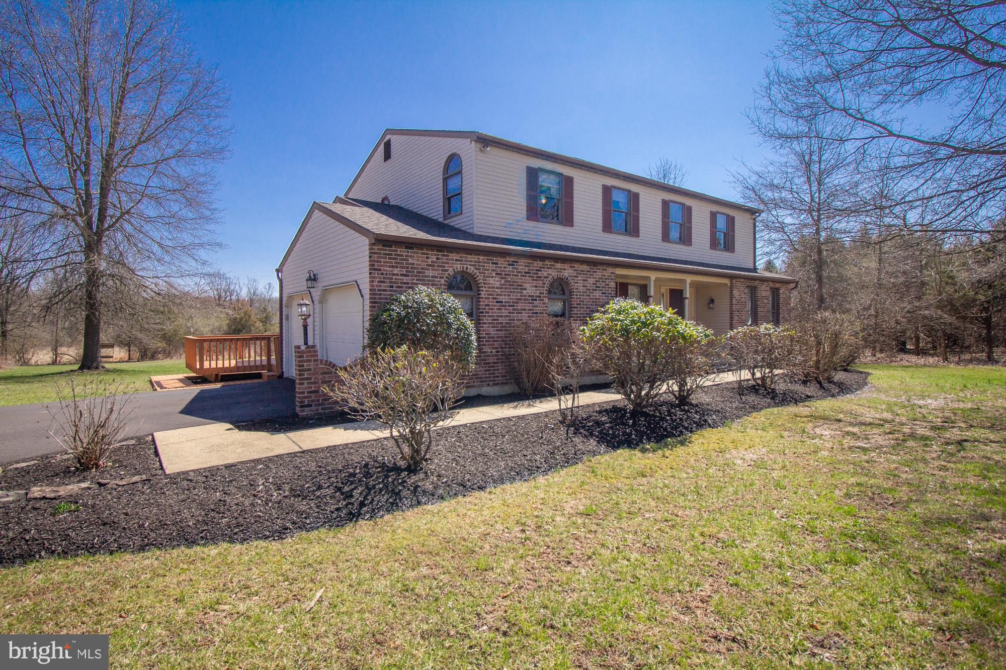 5390 North Branch Road Pipersville, PA 18947 - Photo 2 of 47 Gallery Image 2