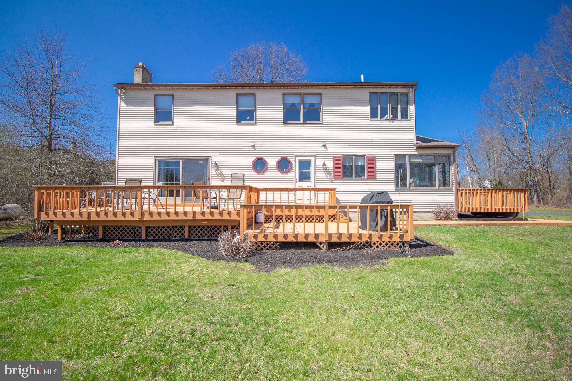 5390 North Branch Road Pipersville, PA 18947 - Photo 5 of 47 Gallery Image 5