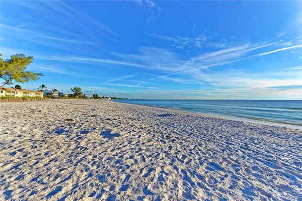 $585,000 | 3400 6th Avenue, Unit 6, Bradenton Beach, FL 34217