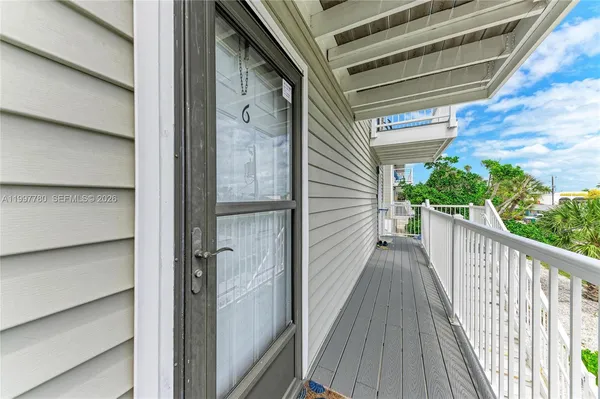 $585,000 | 3400 6th Avenue, Unit 6, Bradenton Beach, FL 34217