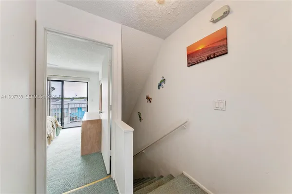 $585,000 | 3400 6th Avenue, Unit 6, Bradenton Beach, FL 34217