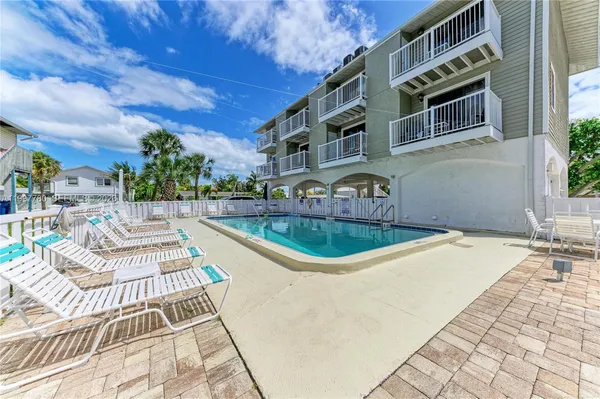 $585,000 | 3400 6th Avenue, Unit 6, Bradenton Beach, FL 34217