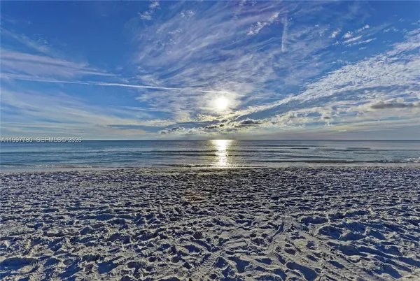 $585,000 | 3400 6th Avenue, Unit 6, Bradenton Beach, FL 34217