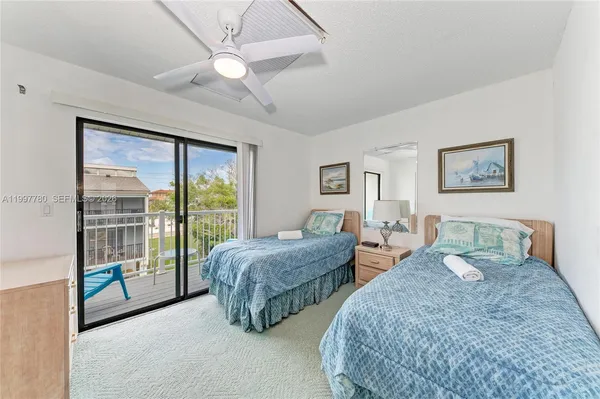 $585,000 | 3400 6th Avenue, Unit 6, Bradenton Beach, FL 34217