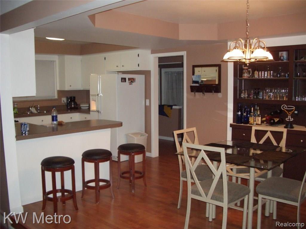 4816 Toepfer Road Warren, MI 48091 - Photo 2 of 5