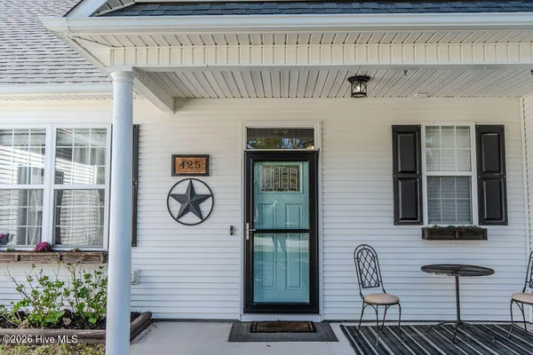 $2,400 | 425 North Belvedere Drive, Hampstead, NC 28443