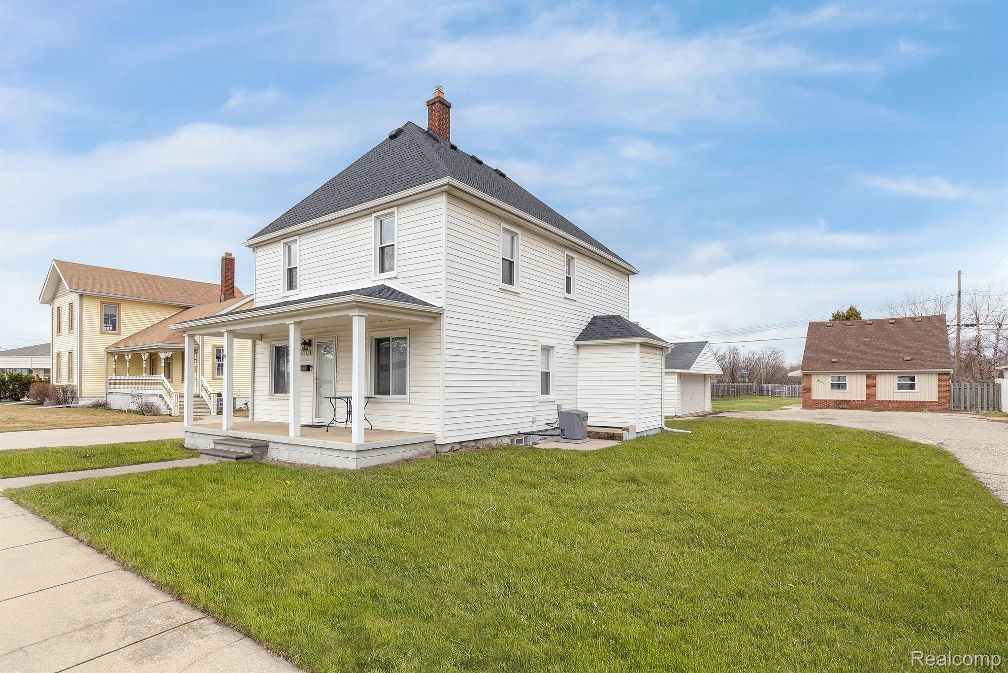 44812 Utica Road Utica, MI 48317 - Photo 24 of 52