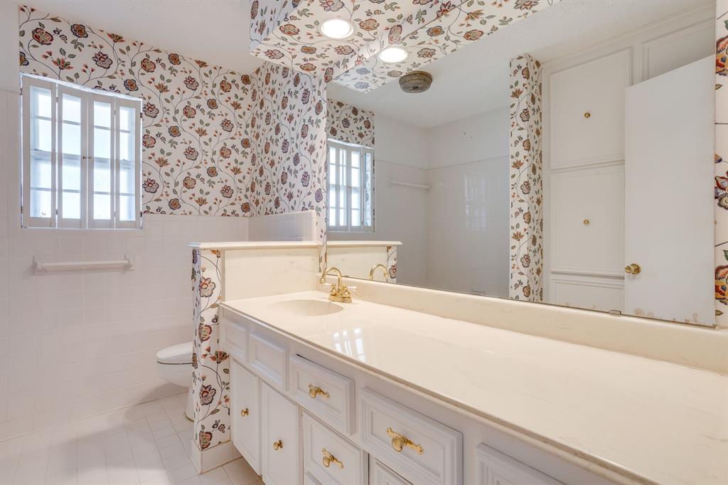 4813 Springwillow Road Fort Worth, TX 76109 - Photo 23 of 40 Gallery Image 23