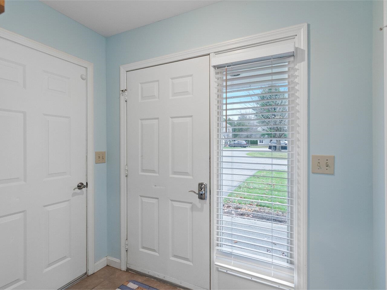 53 Cumberland Road, Unit 9 Burlington, VT 05408 - Photo 13 of 38 Gallery Image 13