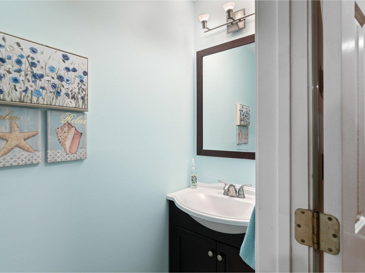 53 Cumberland Road, Unit 9 Burlington, VT 05408 - Photo 17 of 38 Gallery Image 17