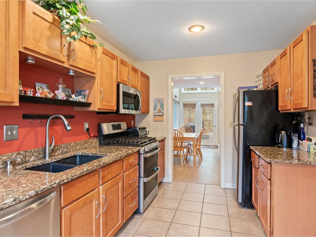 53 Cumberland Road, Unit 9 Burlington, VT 05408 - Photo 34 of 38 Gallery Image 34