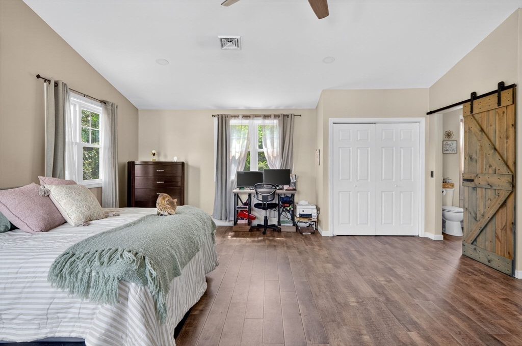 29 Edgemere Drive Seekonk, MA 02771 - Photo 13 of 27