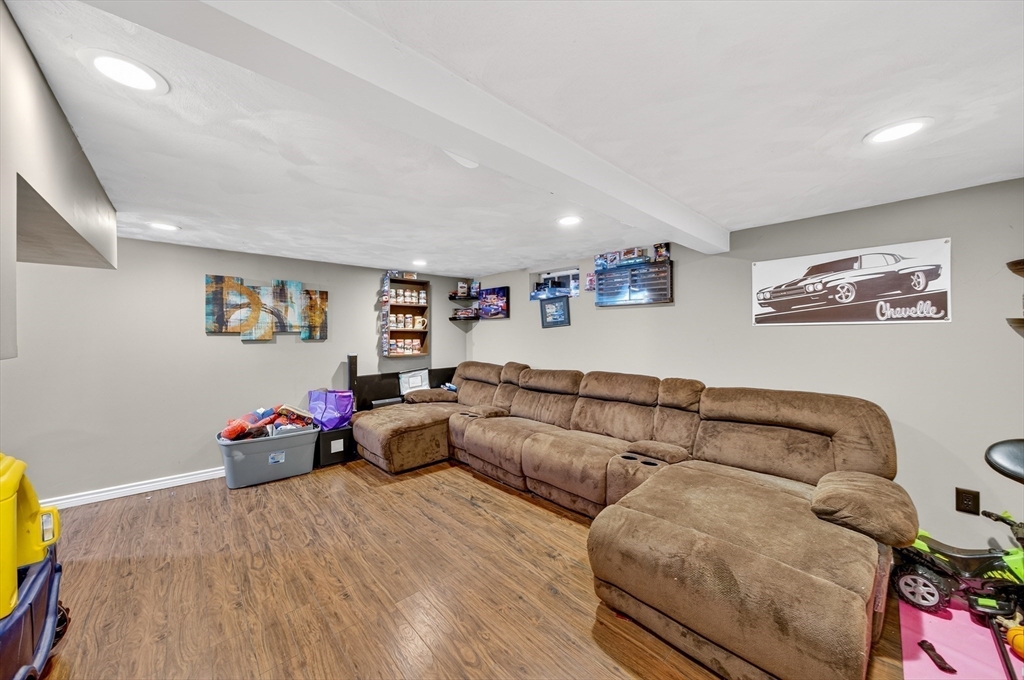 29 Edgemere Drive Seekonk, MA 02771 - Photo 19 of 27