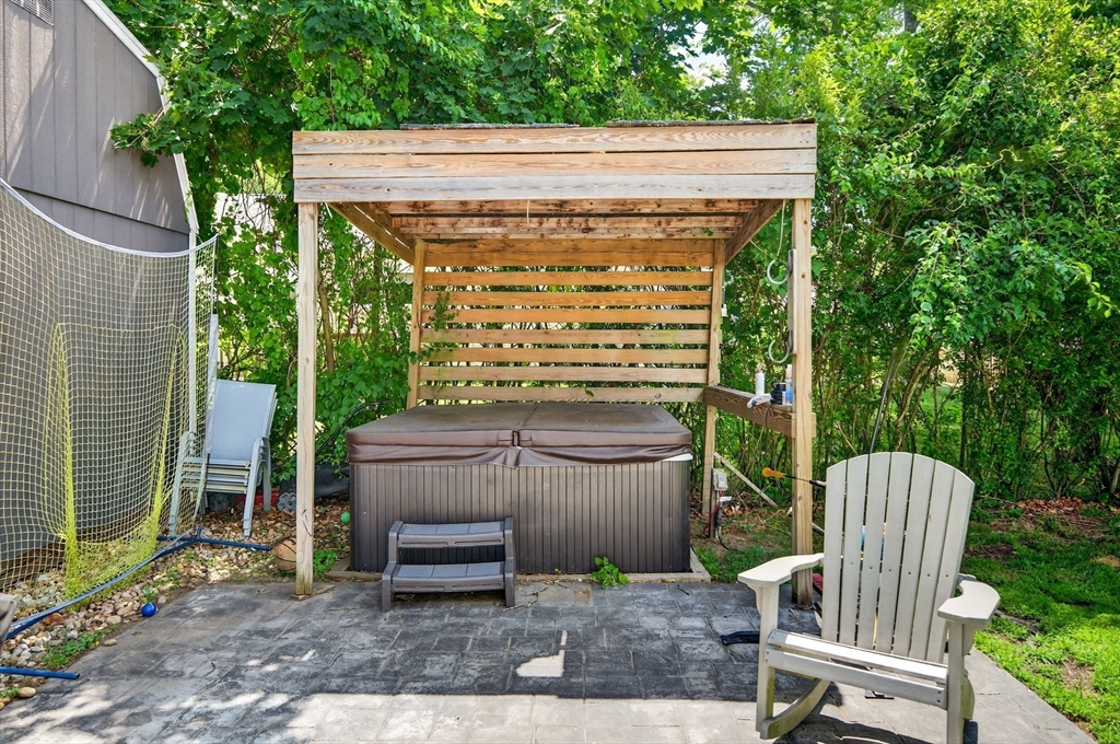 29 Edgemere Drive Seekonk, MA 02771 - Photo 25 of 27