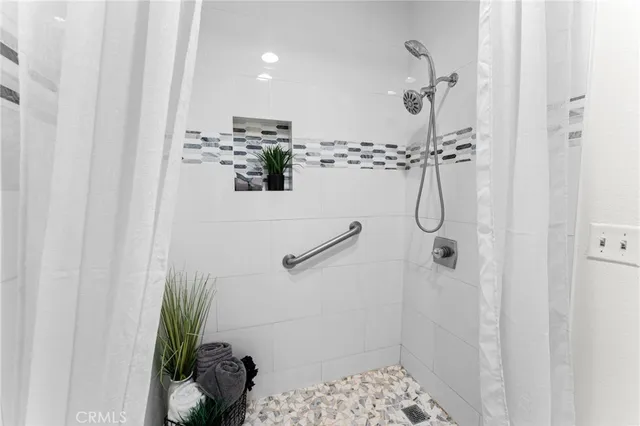 $499,999 | 12 Willowcrest Lane, Pomona, CA 91766