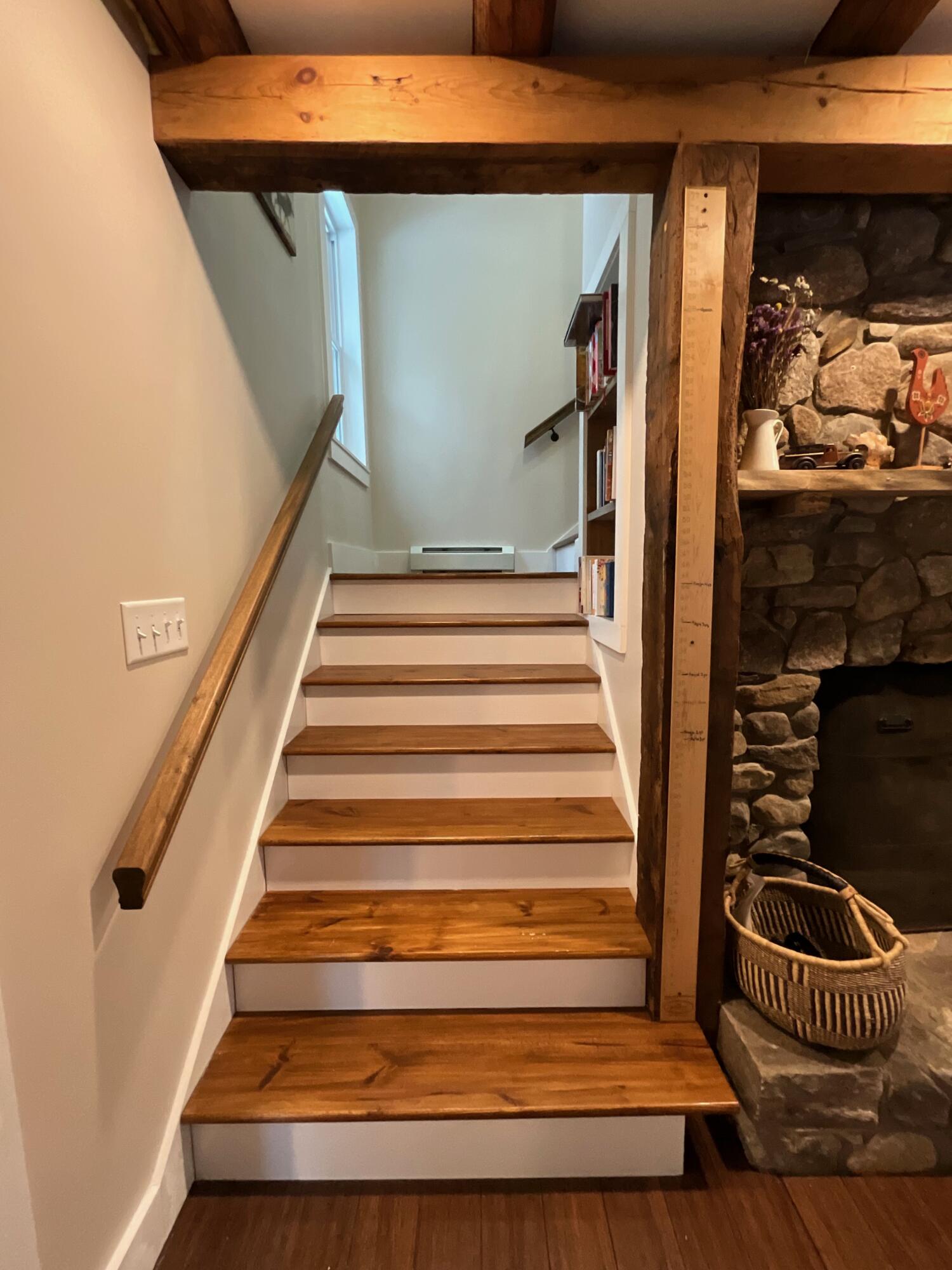 41 Laren Road Jefferson, ME 04348 - Photo 36 of 53 Stairway to level 2