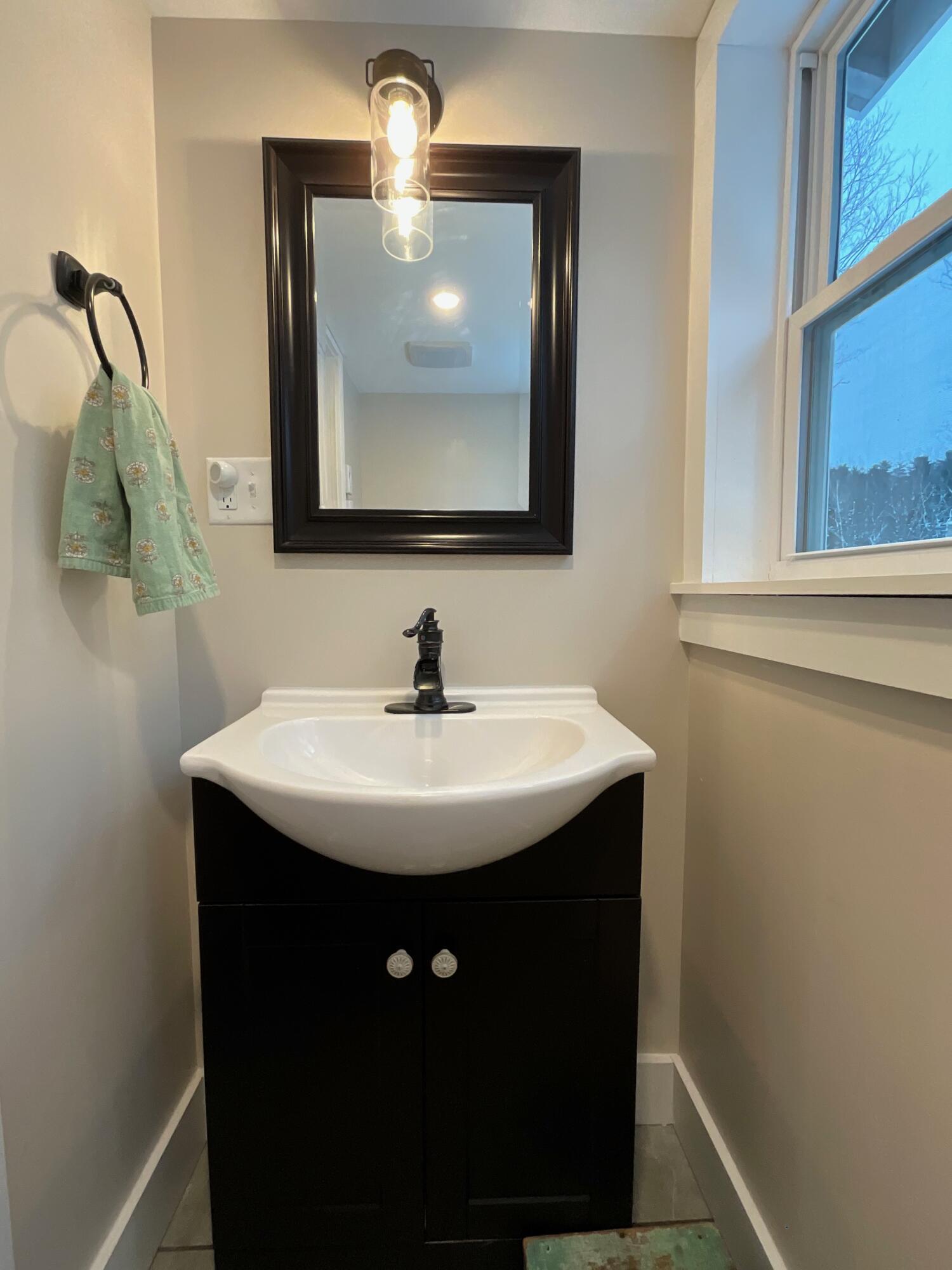 41 Laren Road Jefferson, ME 04348 - Photo 42 of 53 Bathroom on level 2