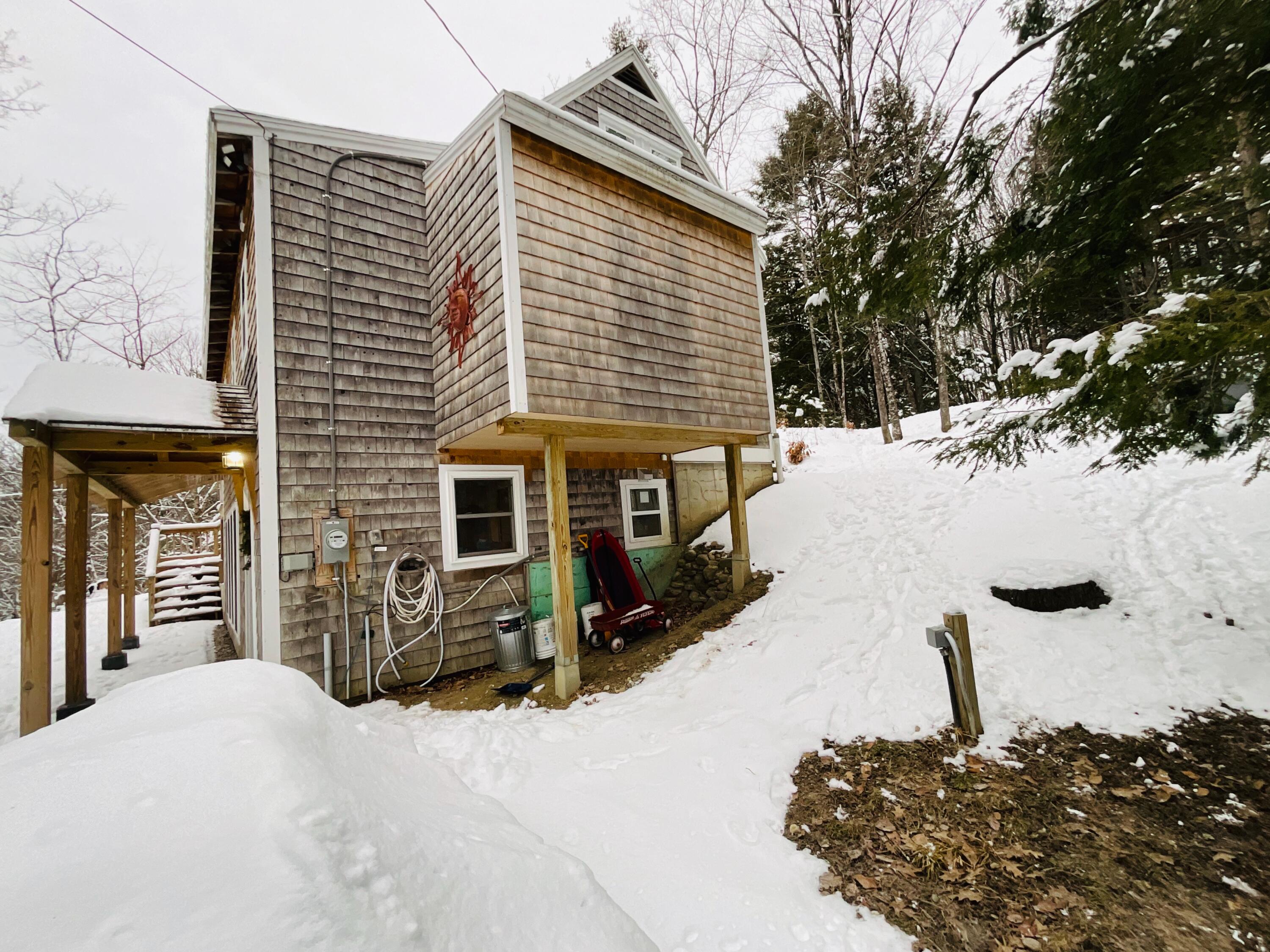 41 Laren Road Jefferson, ME 04348 - Photo 6 of 53 Side view of home