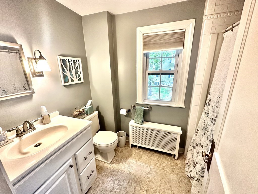 152 Coolidge Road Worcester, MA 01602 - Photo 16 of 26 Gallery Image 16