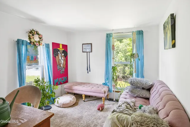 $169,900 | 985 Murray Road, Greenfield, NY 12850